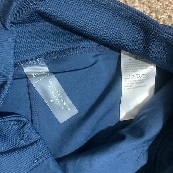 Zuda Small Skort In Peacock - Picture 3 of 4